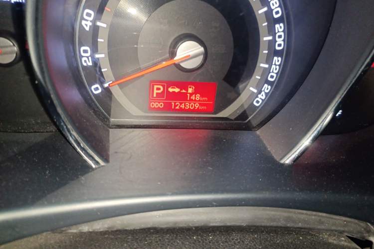 Used Kia Sportage R 2012 2.0L Automatic Two-Wheel Drive GLS Odometer Close Up