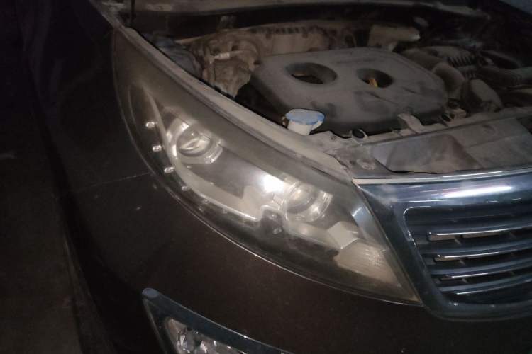Used Kia Sportage R 2012 2.0L Automatic Two-Wheel Drive NAVI Right Front Headlight