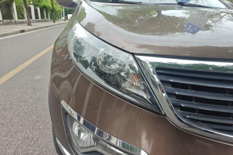 Used Kia Sportage R 2012 2.0L Automatic Two-Wheel Drive NAVI Right Front Headlight