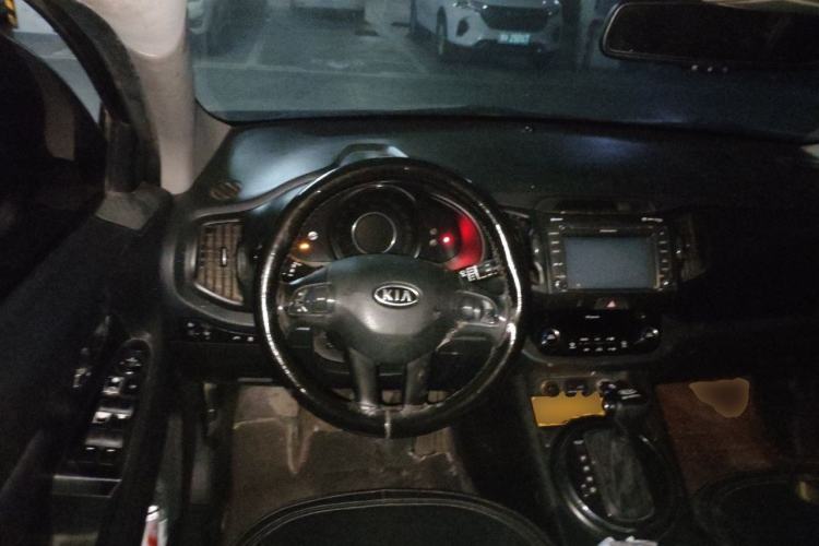 Used Kia Sportage R 2012 2.0L Automatic Two-Wheel Drive NAVI Steering Wheel