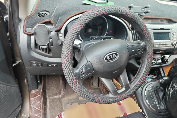 Used Kia Sportage R 2012 2.0L Automatic Two-Wheel Drive GLS Steering Wheel