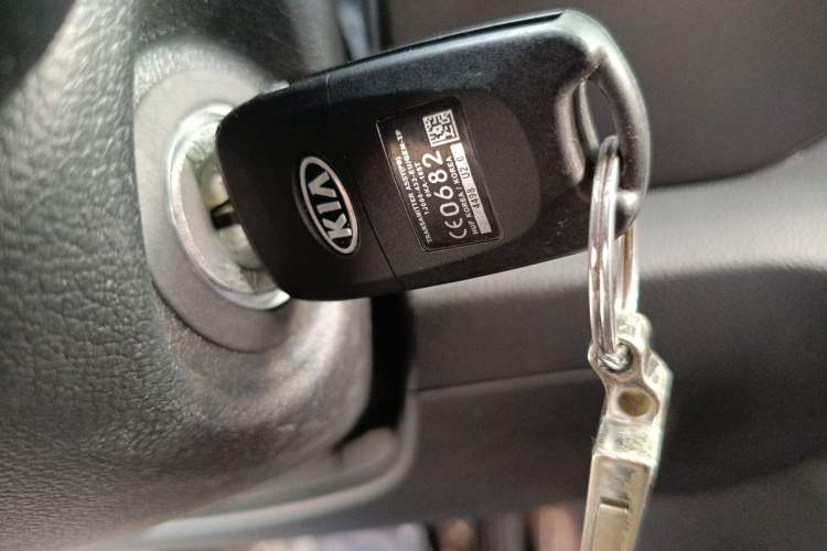 Used Kia Sportage R 2012 2.0L Automatic Two-Wheel Drive GL Trim Vehicle Key