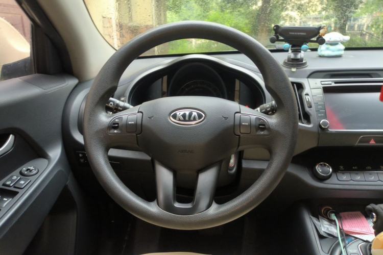 Used Kia Sportage R 2012 2.0L Automatic Two-Wheel Drive GL Trim Steering Wheel