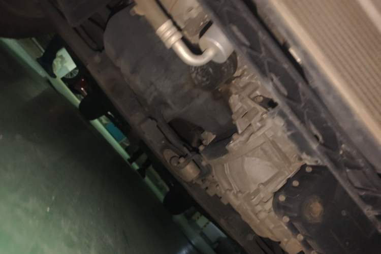 Used Kia Sportage R 2012 2.0L Automatic Two-Wheel Drive GLS Chassis Front