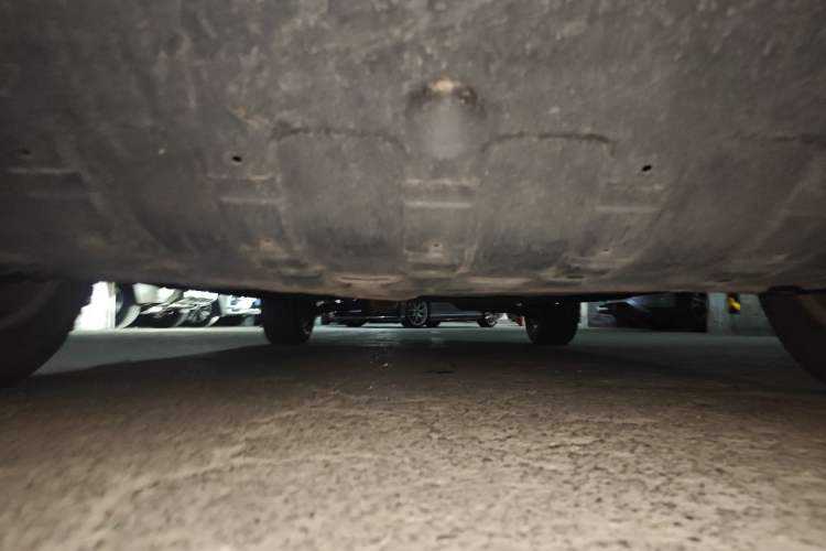 Used Kia Sportage R 2012 2.0L Automatic Two-Wheel Drive GLS Chassis Front