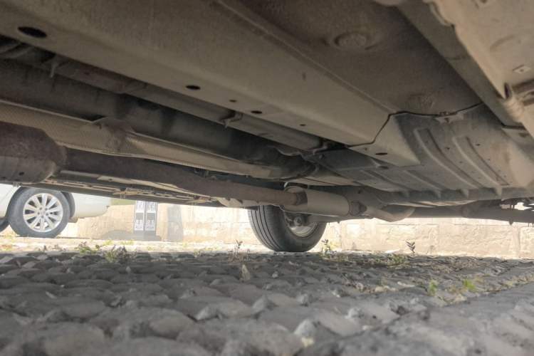 Used Kia Sportage R 2012 2.0L Automatic Two-Wheel Drive GLS Chassis Front Left
