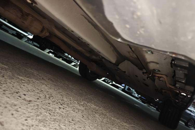 Used Kia Sportage R 2012 2.0L Automatic Two-Wheel Drive GLS Chassis Front Left