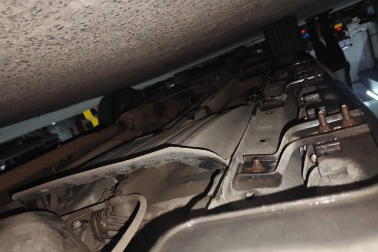 Used Kia Sportage R 2012 2.0L Automatic Two-Wheel Drive GLS Chassis Rear Left
