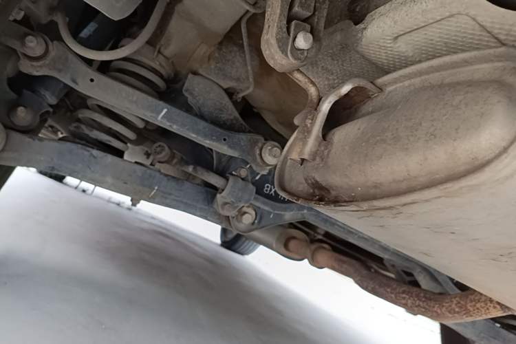 Used Kia Sportage R 2012 2.0L Automatic Two-Wheel Drive NAVI Chassis Rear Left