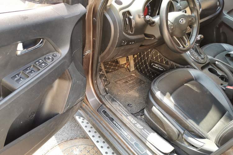 Used Kia Sportage R 2012 2.0L Automatic Two-Wheel Drive NAVI Driver Seat
