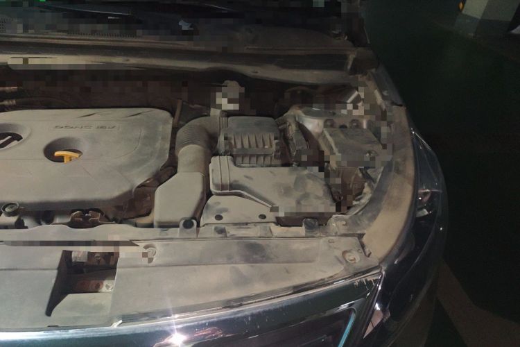 Used Kia Sportage R 2012 2.0L Automatic Two-Wheel Drive GLS Engine Bay Left