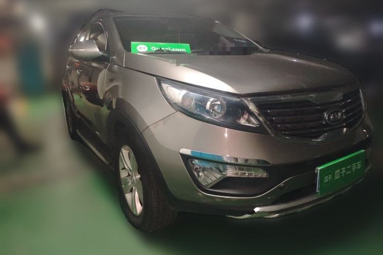 Used Kia Sportage R 2012 2.0L Automatic Two-Wheel Drive GLS Front Right 45 Deg