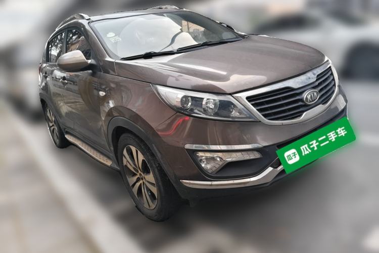 Used Kia Sportage R 2012 2.0L Automatic Two-Wheel Drive GL Trim Front Right 45 Deg