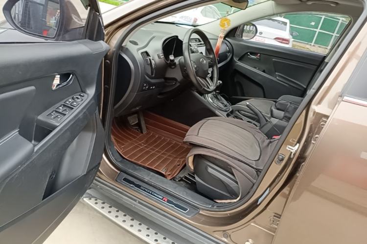 Used Kia Sportage R 2012 2.0L Automatic Two-Wheel Drive NAVI Left Front Seat
