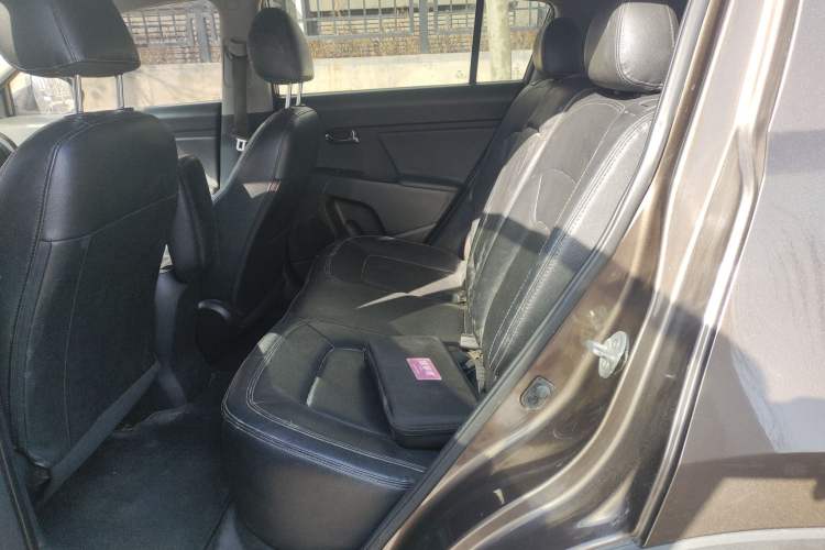Used Kia Sportage R 2012 2.0L Automatic Two-Wheel Drive NAVI Left Rear Seat