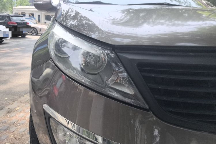 Used Kia Sportage R 2012 2.0L Automatic Two-Wheel Drive GLS Right Front Headlight