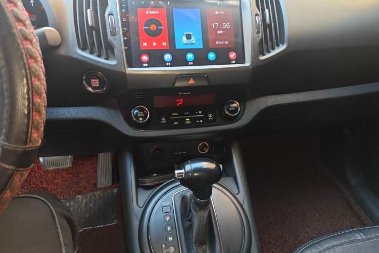 Used Kia Sportage R 2012 2.0L Automatic Two-Wheel Drive NAVI Audio And AC Panel