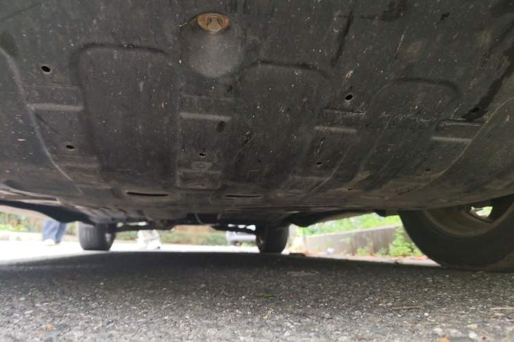 Used Kia Sportage R 2012 2.0L Automatic Two-Wheel Drive GLS Chassis Front
