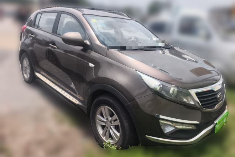 Used Kia Sportage R 2012 2.0L Automatic Two-Wheel Drive GL Trim Front Right 45 Deg