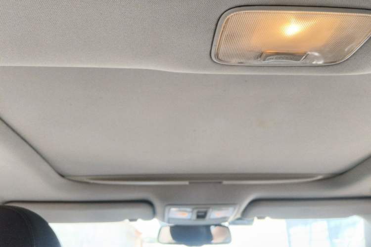 Used Kia Sportage R 2012 2.0L Automatic Two-Wheel Drive NAVI Headliner