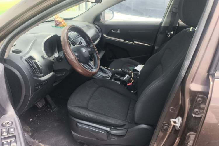Used Kia Sportage R 2012 2.0L Automatic Two-Wheel Drive GL Trim Left Front Seat