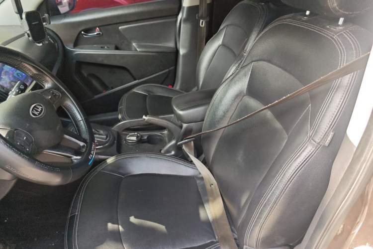 Used Kia Sportage R 2012 2.0L Automatic Two-Wheel Drive NAVI Left Front Seat