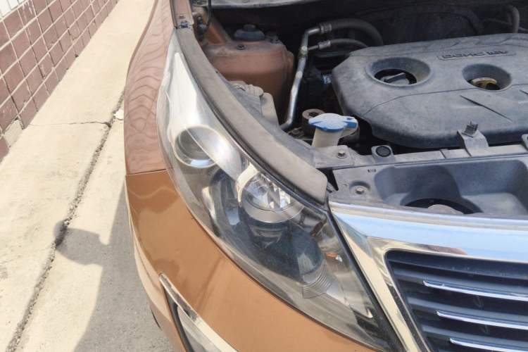 Used Kia Sportage R 2012 2.0L Automatic Two-Wheel Drive NAVI Right Front Headlight