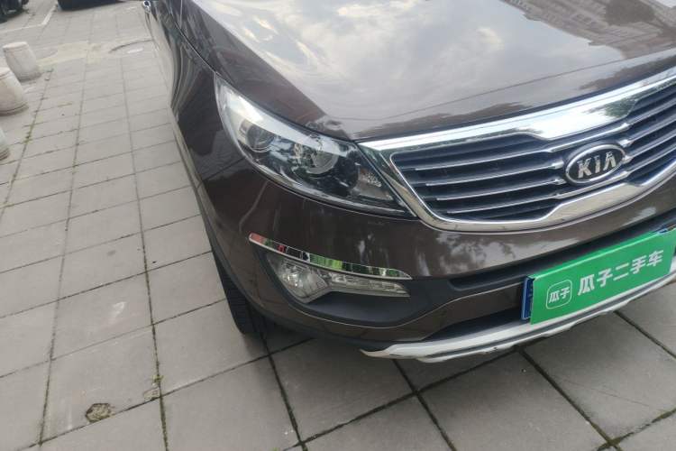 Used Kia Sportage R 2012 2.0L Automatic Two-Wheel Drive NAVI Right Front Headlight