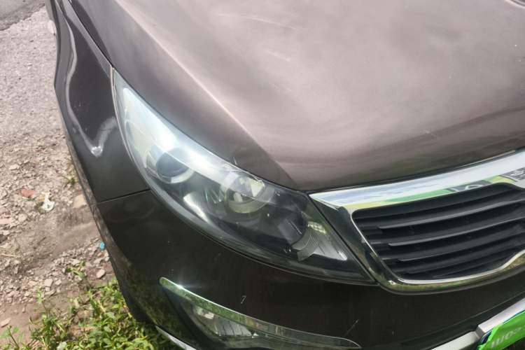 Used Kia Sportage R 2012 2.0L Automatic Two-Wheel Drive GL Trim Right Front Headlight