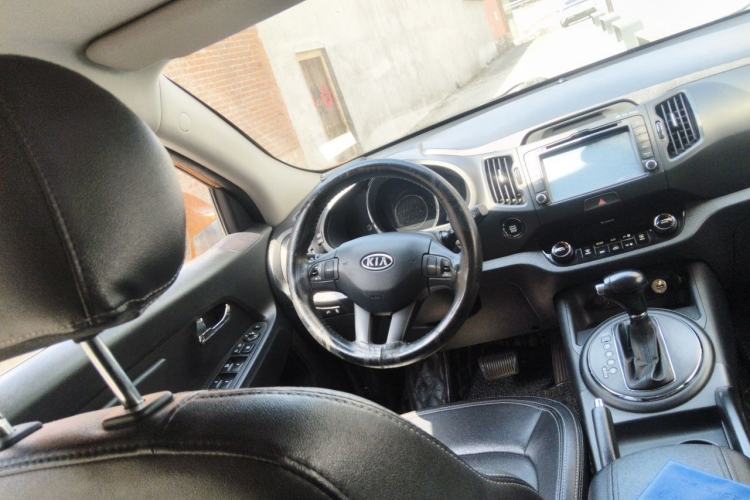 Used Kia Sportage R 2012 2.0L Automatic Two-Wheel Drive NAVI Steering Wheel