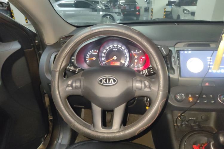 Used Kia Sportage R 2012 2.0L Manual Two-Wheel Drive GL Trim Steering Wheel