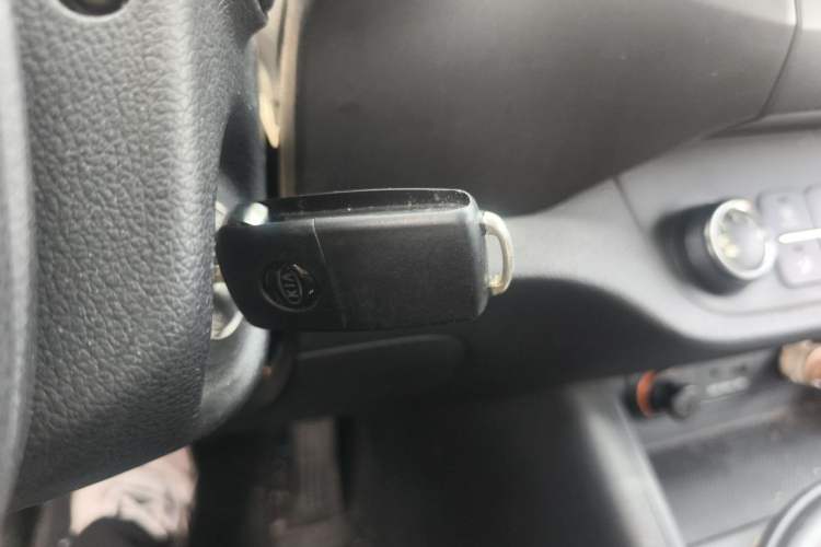 Used Kia Sportage R 2012 2.0L Automatic Two-Wheel Drive GL Trim Vehicle Key