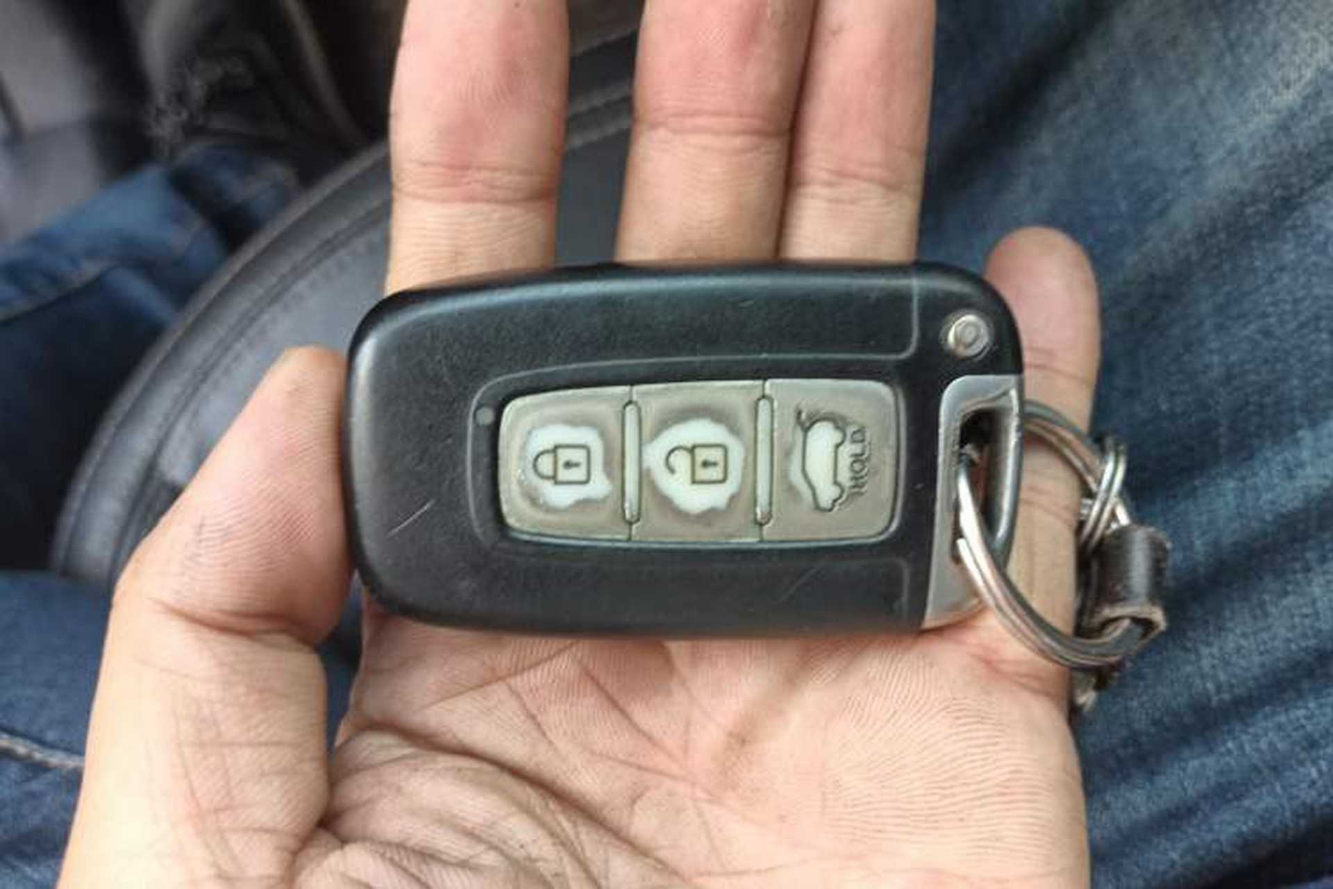 Used Kia Sportage R 2012 2.0L Automatic 4x4 GLS Vehicle Key