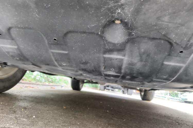 Used Kia Sportage R 2012 2.0L Automatic Two-Wheel Drive GLS Chassis Front