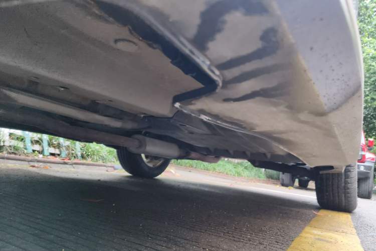 Used Kia Sportage R 2012 2.0L Automatic Two-Wheel Drive GLS Chassis Front Left