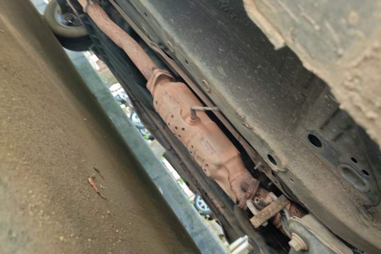 Used Kia Sportage R 2012 2.0L Automatic Two-Wheel Drive GLS Chassis Front Right