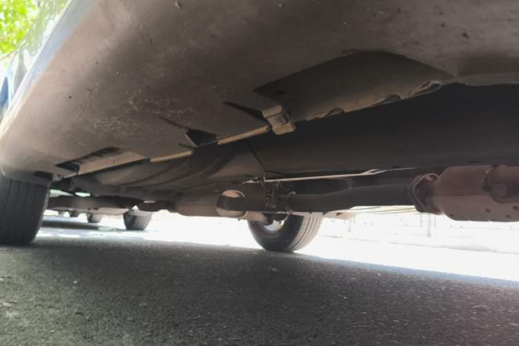 Used Kia Sportage R 2012 2.0L Automatic Two-Wheel Drive GL Trim Chassis Front Right