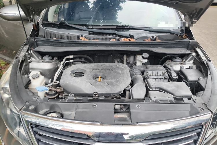 Used Kia Sportage R 2012 2.0L Automatic Two-Wheel Drive GLS Engine Bay