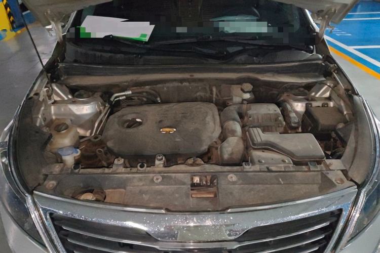 Used Kia Sportage R 2012 2.0L Automatic Two-Wheel Drive GLS Engine Bay