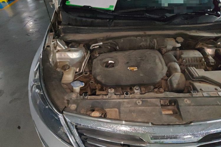 Used Kia Sportage R 2012 2.0L Automatic Two-Wheel Drive GLS Engine Bay Right