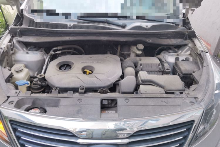 Used Kia Sportage R 2012 2.0L Automatic Two-Wheel Drive GLS Engine Bay