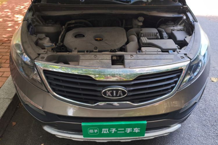 Used Kia Sportage R 2012 2.0L Automatic Two-Wheel Drive GL Trim Engine Bay