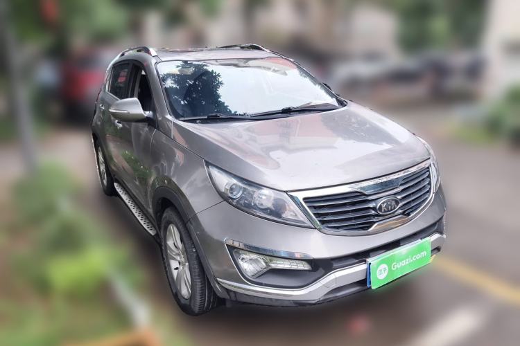Used Kia Sportage R 2012 2.0L Automatic Two-Wheel Drive GLS Front Right 45 Deg
