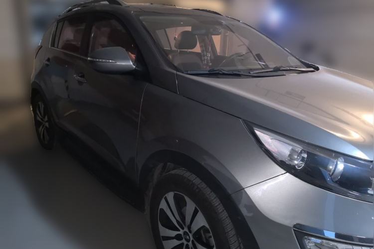 Used Kia Sportage R 2012 2.0L Automatic Two-Wheel Drive NAVI Front Right 45 Deg