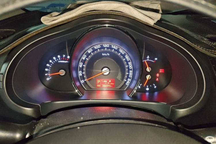 Used Kia Sportage R 2012 2.0L Automatic Two-Wheel Drive GLS Instrument Cluster