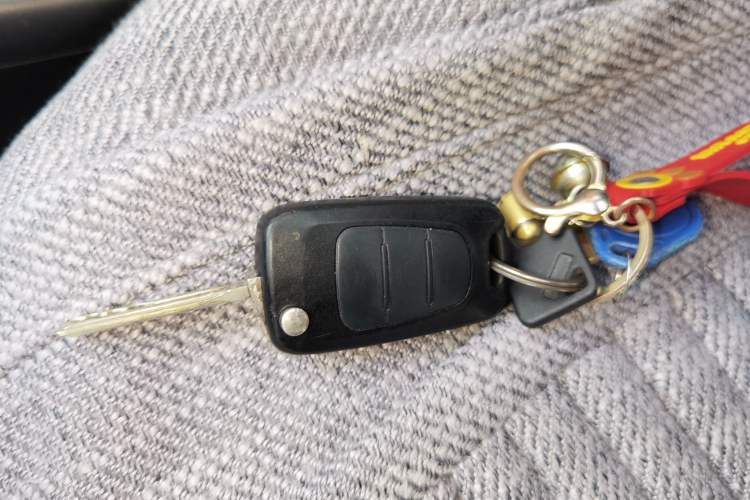 Used Kia Sportage R 2012 2.0L Automatic Two-Wheel Drive GLS Interior 1