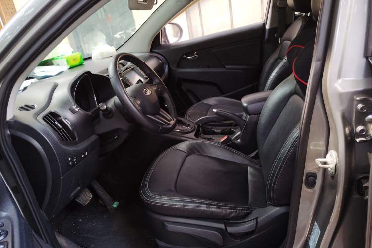 Used Kia Sportage R 2012 2.0L Automatic Two-Wheel Drive NAVI Left Front Seat