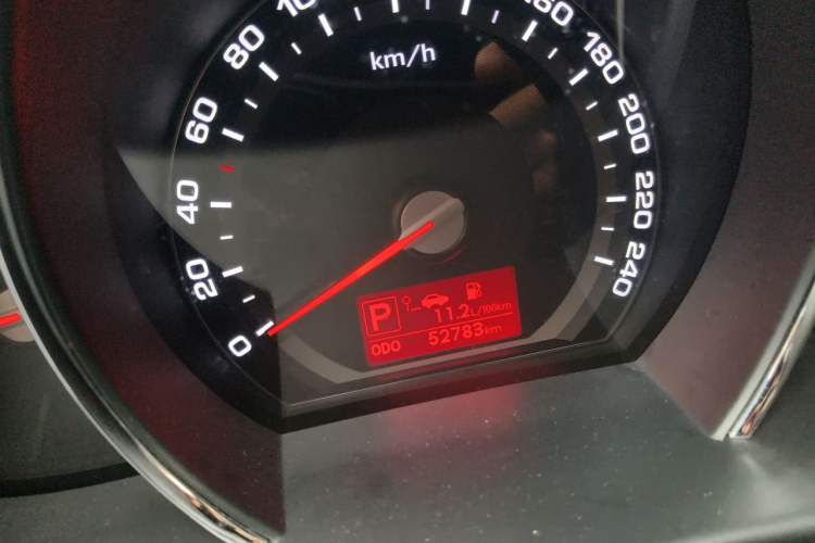 Used Kia Sportage R 2012 2.0L Automatic Two-Wheel Drive GLS Odometer Close Up