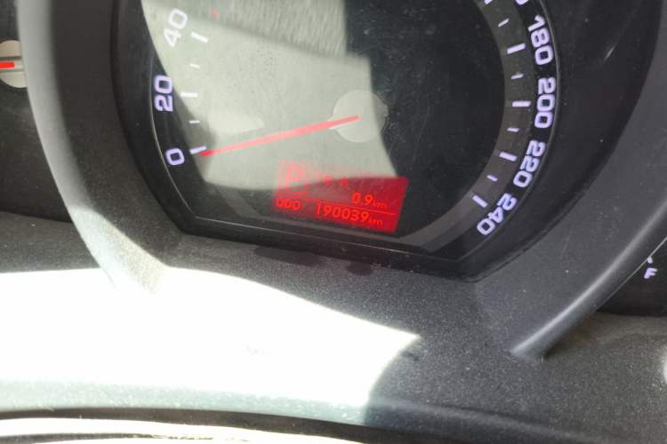 Used Kia Sportage R 2012 2.0L Automatic Two-Wheel Drive GL Trim Odometer Close Up