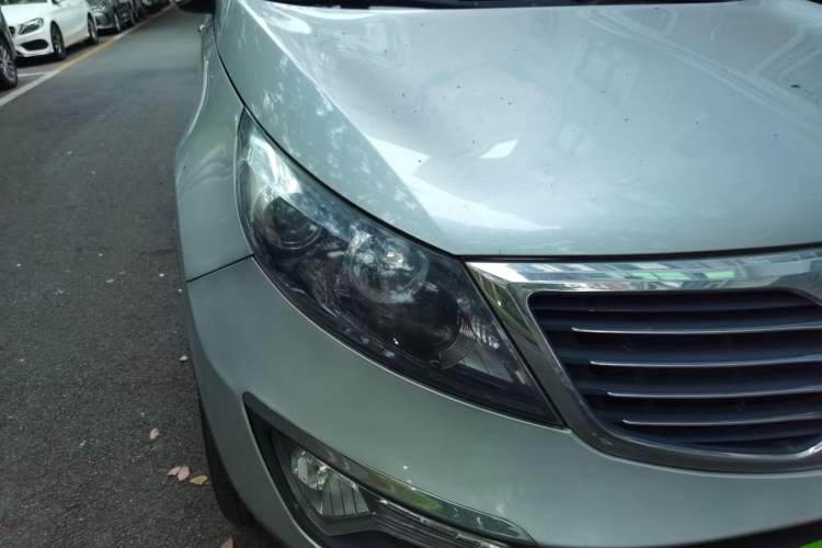 Used Kia Sportage R 2012 2.0L Automatic Two-Wheel Drive NAVI Right Front Headlight